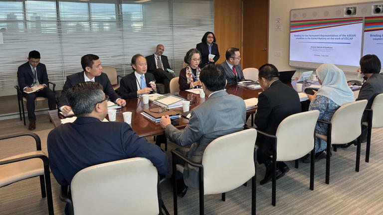 La ASEAN y la ESCAP impulsan la implementación de los ODS