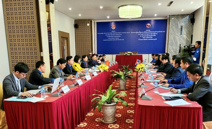 El sector joven aporta a la consolidación de la amistad, solidaridad y cooperación entre Vietnam y Laos