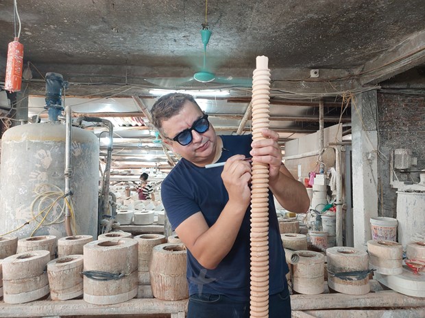 Roberto Arcaute el artista mexicano que se inspira en Vietnam