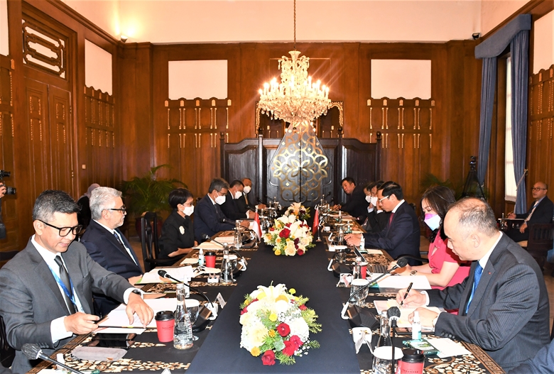 Vietnam e Indonesia buscan formas de promover lazos bilaterales