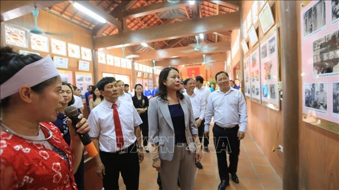 Revitalizar el espíritu “Estudiar bien, trabajar bien, esforzarse para siempre, progresar para siempre” en Hoa Binh