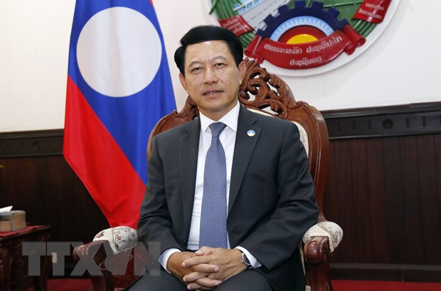 Vietnam y Laos contribuyen a la construcción de la comunidad de la ASEAN