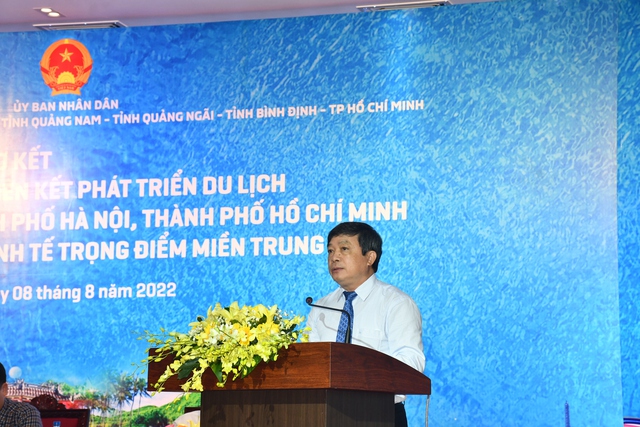 Hanói fortalece la cooperación turística con la Zona Económica Clave Central