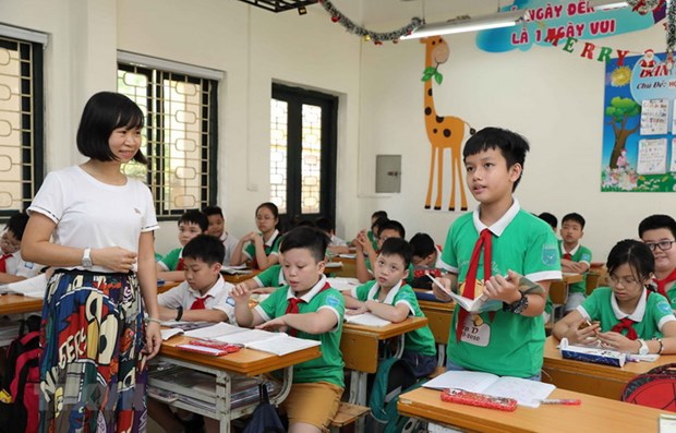 Hanói impulsará aún más la inversión en educación y formación