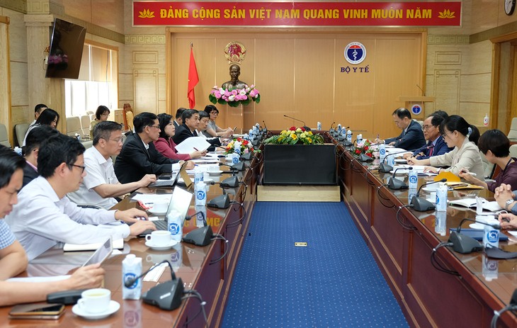 Vietnam fortalece cooperación en salud con Corea del Sur y Japón