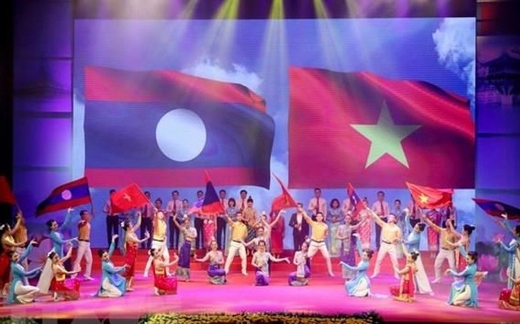El intercambio cultural, deportivo y turístico acerca a los pueblos de Vietnam y Laos