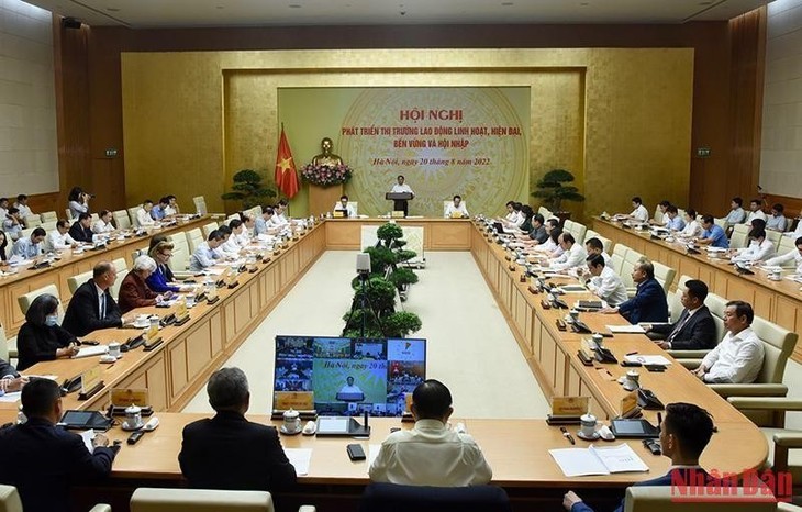 La recuperación del mercado laboral contribuye al desarrollo socioeconómico de Vietnam