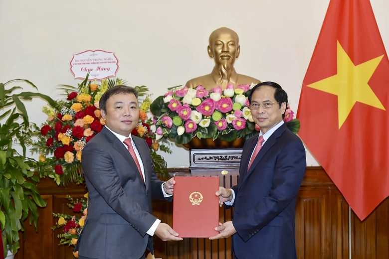 Nombramiento de Cónsul General de Vietnam en Shanghai, China