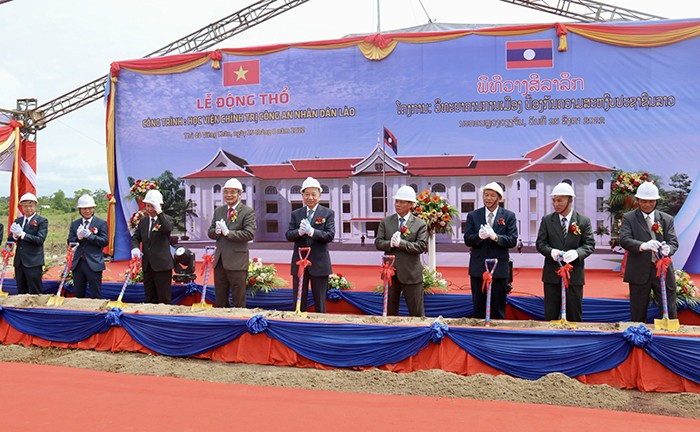 Los ministerios de Seguridad Pública de Vietnam y Laos buscan una cooperación más estrecha