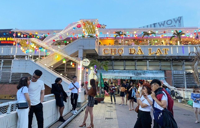 Da Lat figura entre mejores lugares del mundo para citas de enamorados, según Booking com