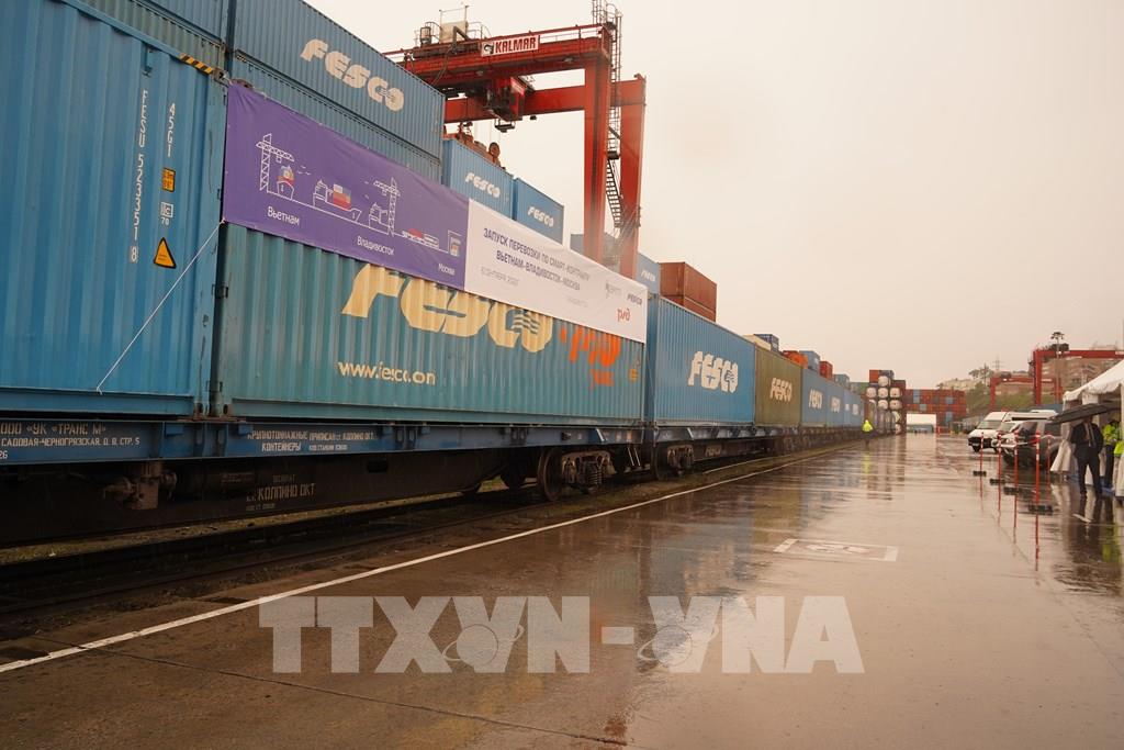 Mejorar las rutas de transporte marítimas y ferroviarias entre Vietnam y Rusia