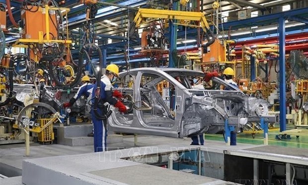 Vietnam favorece inversiones en industria automotriz