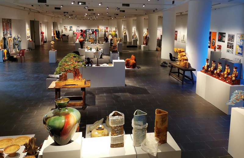 Colores del V Concurso y Exposición Nacional de Bellas Artes Aplicadas