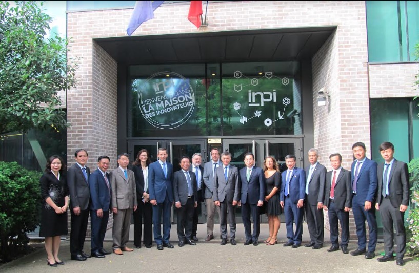 Robustecer la cooperación en innovación y propiedad intelectual entre Vietnam y Francia
