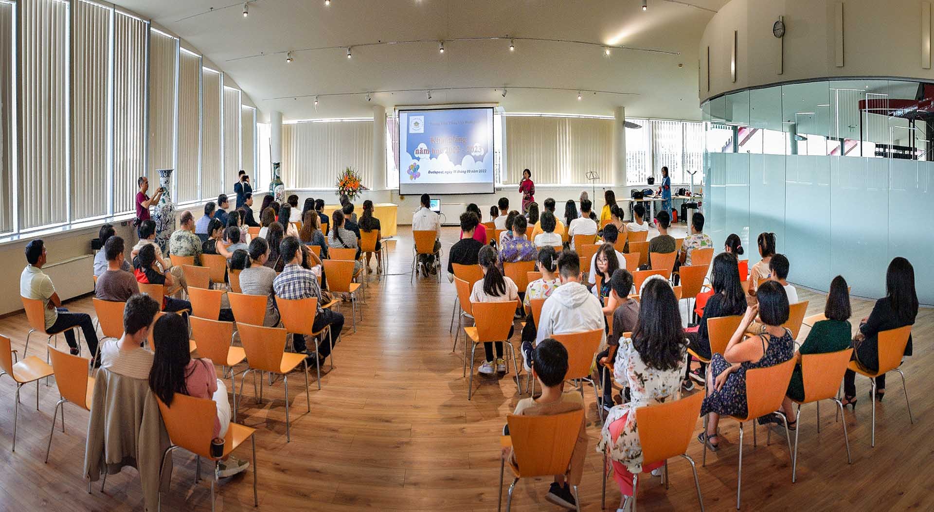 Eventos para dar a conocer el idioma vietnamita en Rumania y Hungría