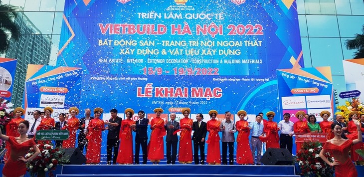 Inauguración de la segunda Exposición Internacional VIETBUILD Hanói 2022