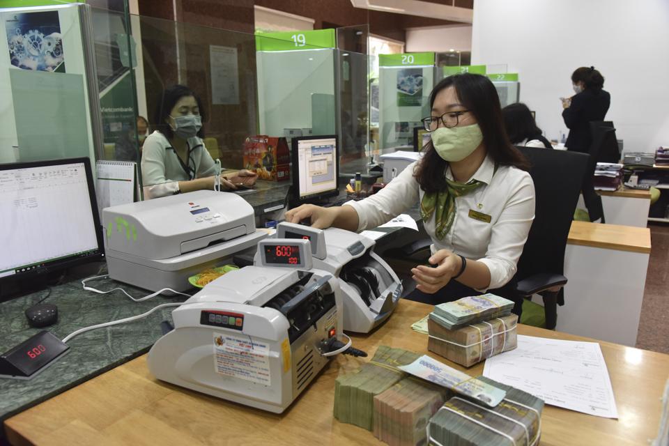 El Banco del Estado de Vietnam descarta ampliar el tope de crecimiento del crédito
