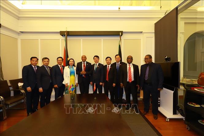 Impulso a la cooperación legislativa Vietnam-Sudáfrica