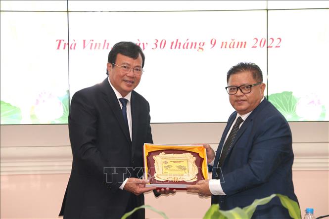 La provincia de Tra Vinh promueve la cooperación cultural con Camboya