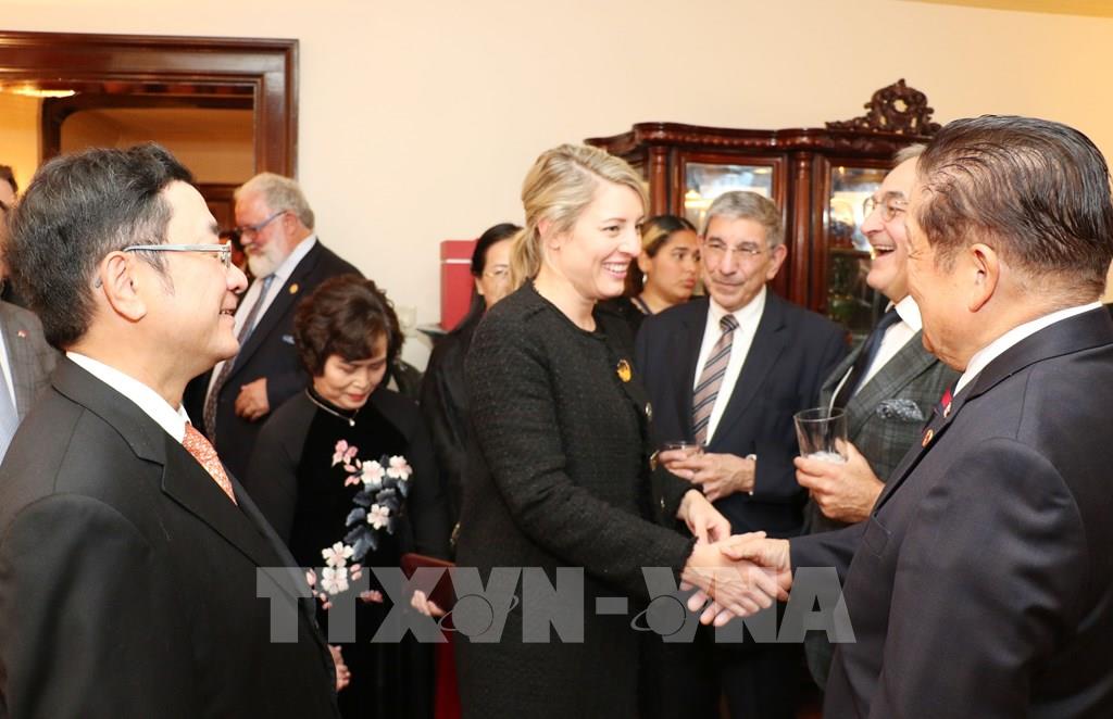 Vietnam y Canadá buscan una asociación integral más sólida