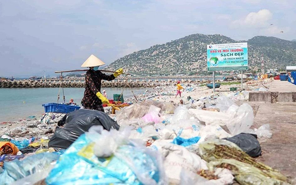 Proponen una cooperación regional más fuerte para reducir la basura marina