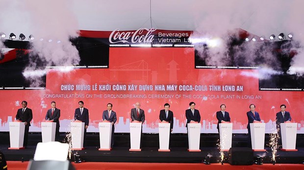Coca-Cola inicia construcción de su mayor planta en Vietnam