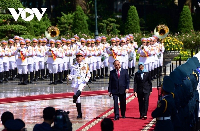 Vietnam y Singapur fortalecen la confianza estratégica