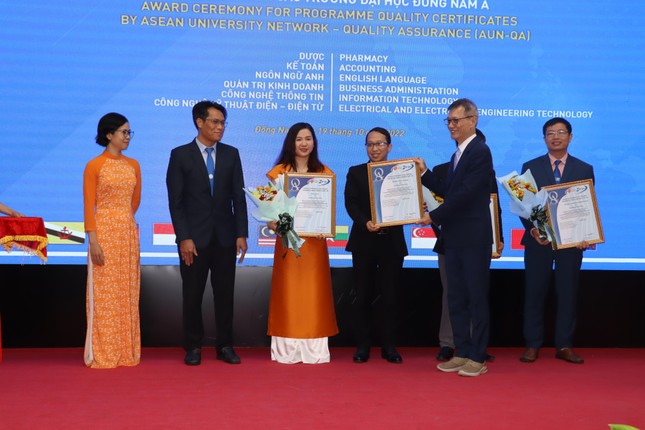 Una universidad del Sur cumple con los estándares de acreditación de calidad de la Red Universitaria de Sudeste de Asia