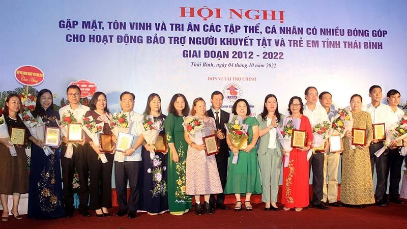 Thai Binh reconoce la solidaridad de los colectivos e individuos con los compatriotas en situación precaria