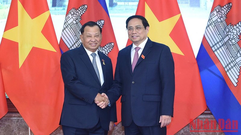 Vietnam y Camboya unidos para superar juntos las dificultades, afirma Say Chhum