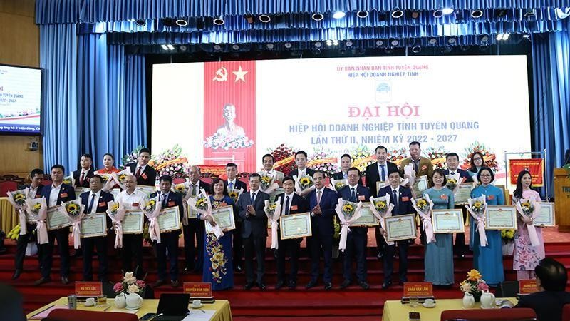 Promoción del papel de la Asociación Empresarial Tuyen Quang en el desarrollo socioeconómico de la provincia