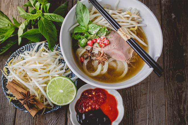 Pho vietnamita figura entre 100 platos más populares del mundo, según TasteAtlas