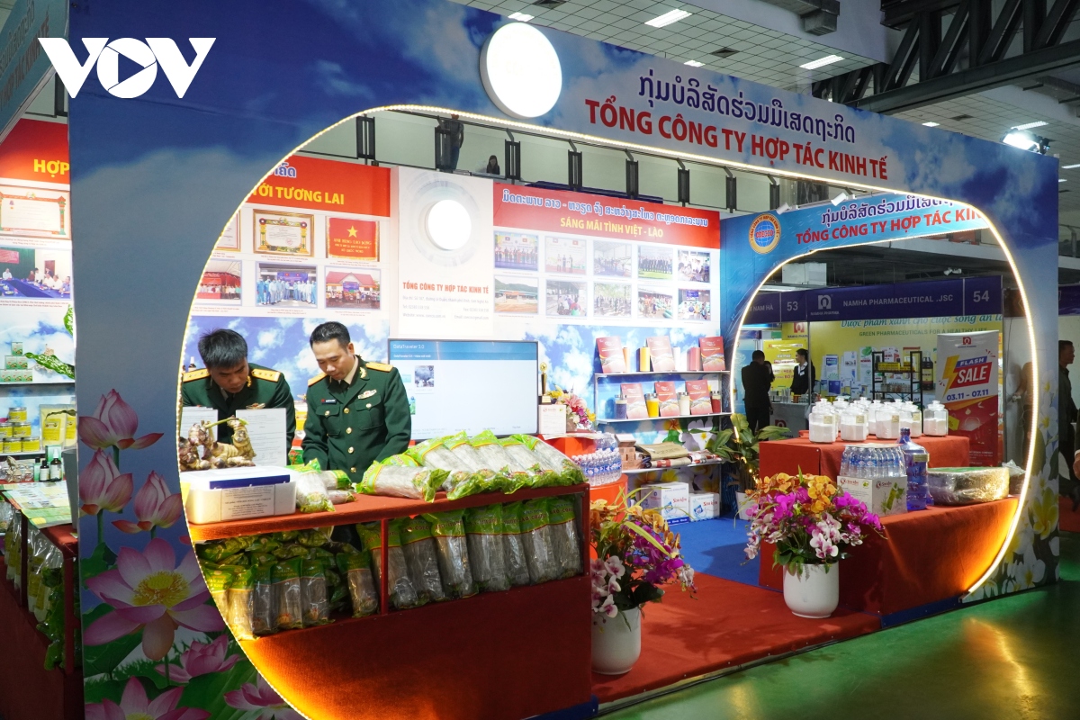 La Feria Comercial Vietnam - Laos 2022 mejora la conectividad comercial