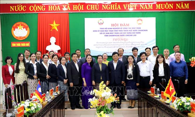 Thua Thien-Hue y Champasak comparten experiencias laborales
