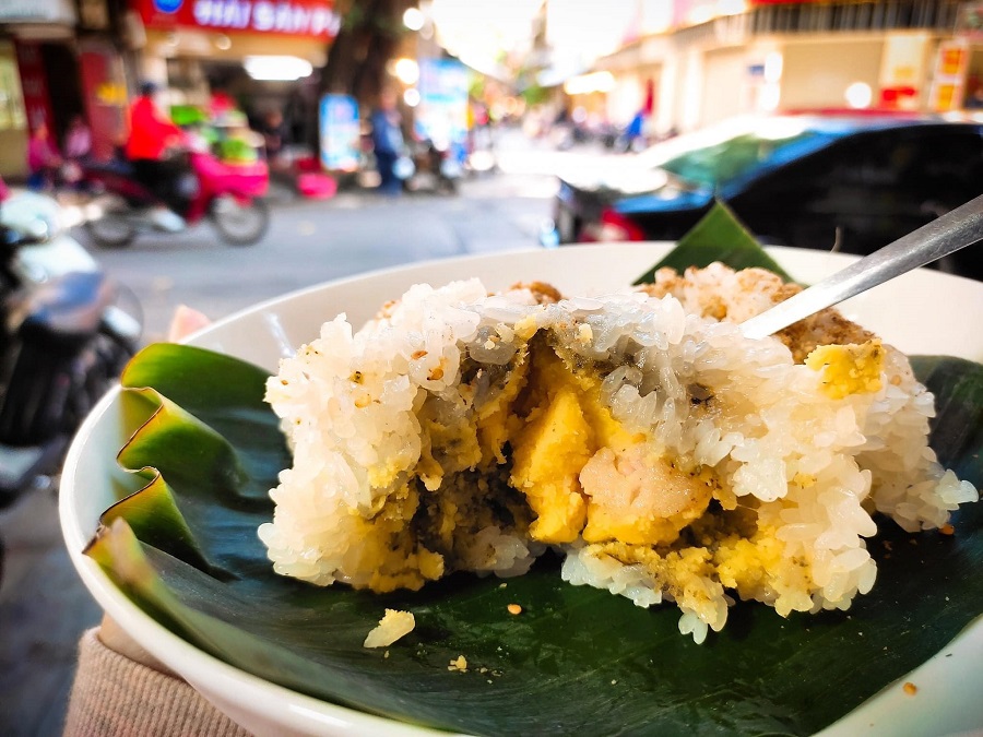 Comidas callejeras que no debe perderse cuando recorre el lago Hoan Kiem