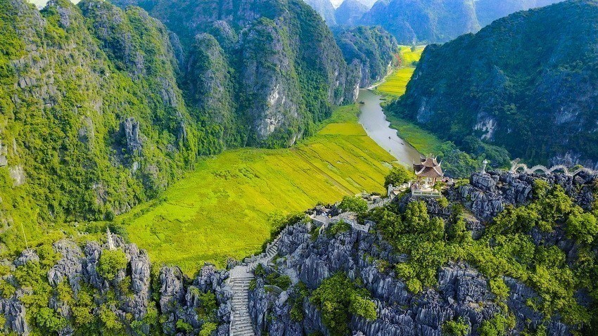 Zona turística de Tam Coc-Bich Dong, bahía de Ha Long en la tierra