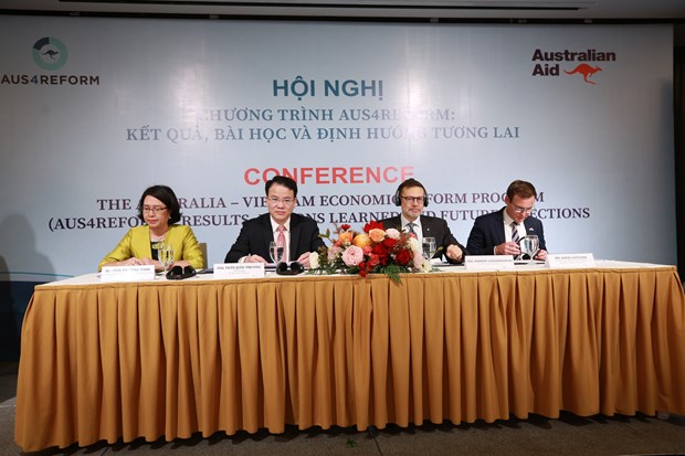 Australia se compromete a seguir apoyando a Vietnam en la reforma económica