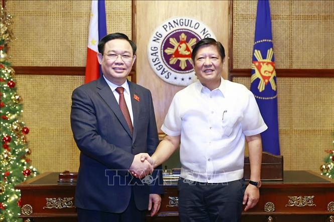 El presidente del Parlamento se entrevista con el presidente filipino