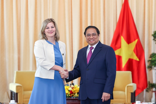 El primer ministro insta al fortalecimiento de los lazos entre Vietnam y Países Bajos