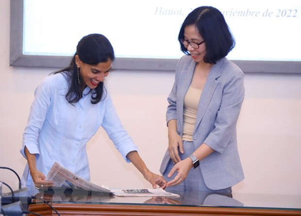 La Agencia de Noticias de Vietnam impulsa cooperación con periódico cubano