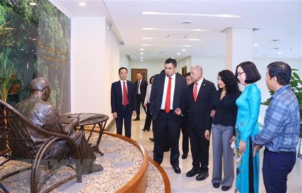 La Agencia de Noticias de Vietnam y el Partido del Trabajo de México impulsan lazos de cooperación