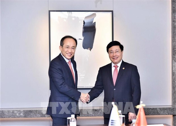 Viceprimer ministro Pham Binh Minh pide más inversión coreana en Vietnam