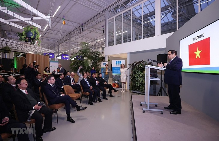 El primer ministro visita el Centro Internacional de Horticultura de los Países Bajos