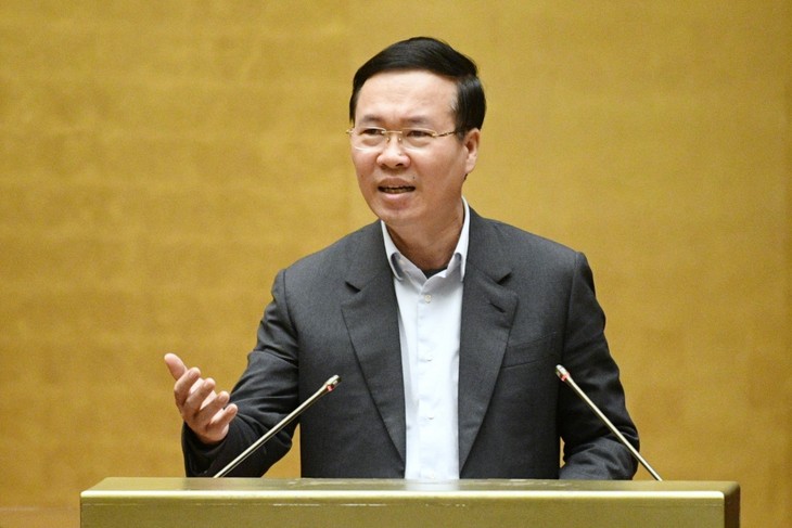 Continuando el liderazgo del Partido luego de la VI Conferencia