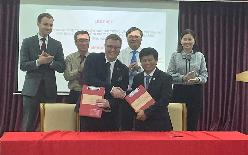 Fortalecen la cooperación de periodismo entre Vietnam y Bielorrusia