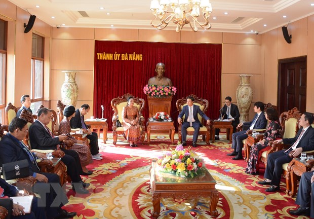 La ciudad costera de Da Nang reanudará los vuelos directos a Camboya