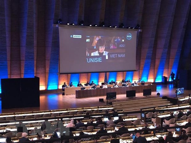 La diplomacia cultural multilateral ayuda a Vietnam a brillar en el foro de la UNESCO
