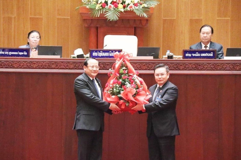 Mensaje de felicitación de Pham Minh Chinh al nuevo primer ministro de Laos