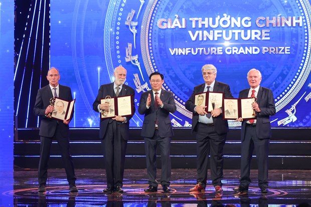 Abierto el plazo de nominaciones para los premios de la Fundación VinFuture 2023
