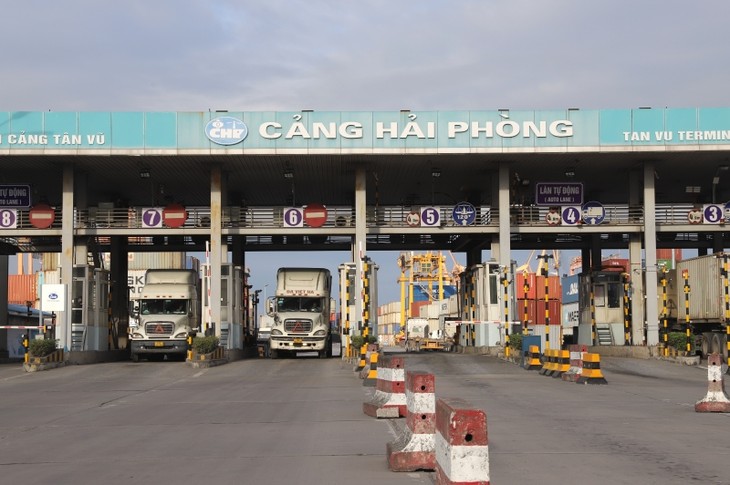 Transformación digital en los puertos marítimos de Hai Phong busca mejorar la capacidad de explotación
